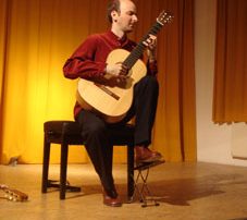 Musikalische Entdeckungsreise - Johannes Tonio Kreusch bei den Hamburger Gitarrentagen (07.-09.09.2007)
